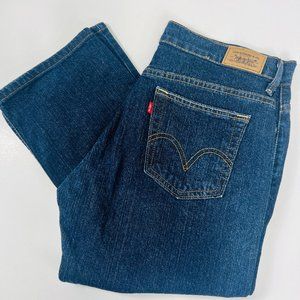 Women's Levi 505 Straight leg jeans size 8